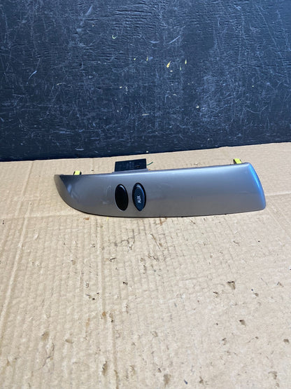 2004 to 2010 Toyota Sienna Right Side Radio Switches Bezel Trim AC9577 DG0