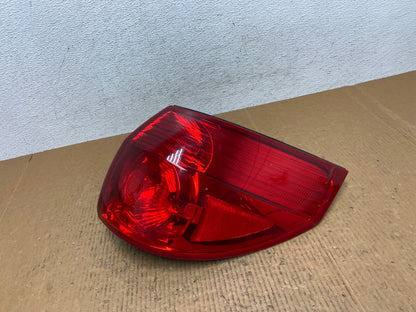 2006 - 2010 Toyota Sienna Right Passenger Side Tail Light AE1637 LK0