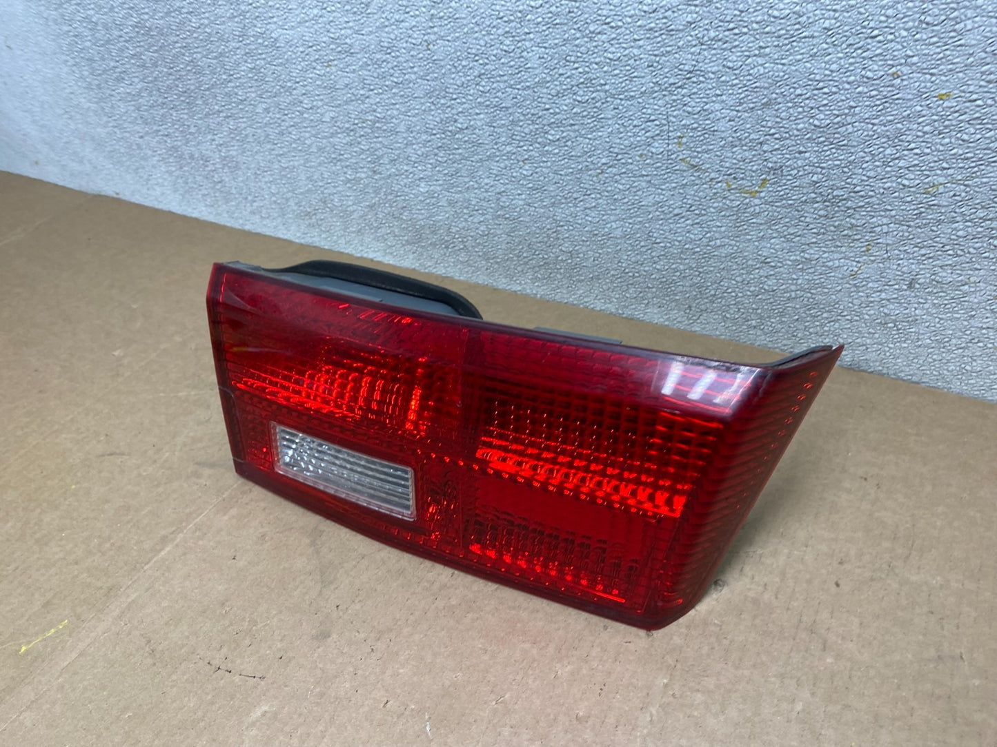 2005 Honda Accord Left Side Driver Lh Inner Trunk Lid Tail Light OEM W8438 DW1