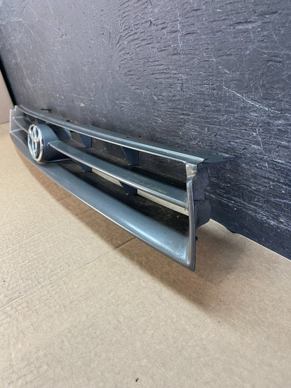 1992 1993 1994 Toyota Camry Front Upper Grill Grille af5204 DG1