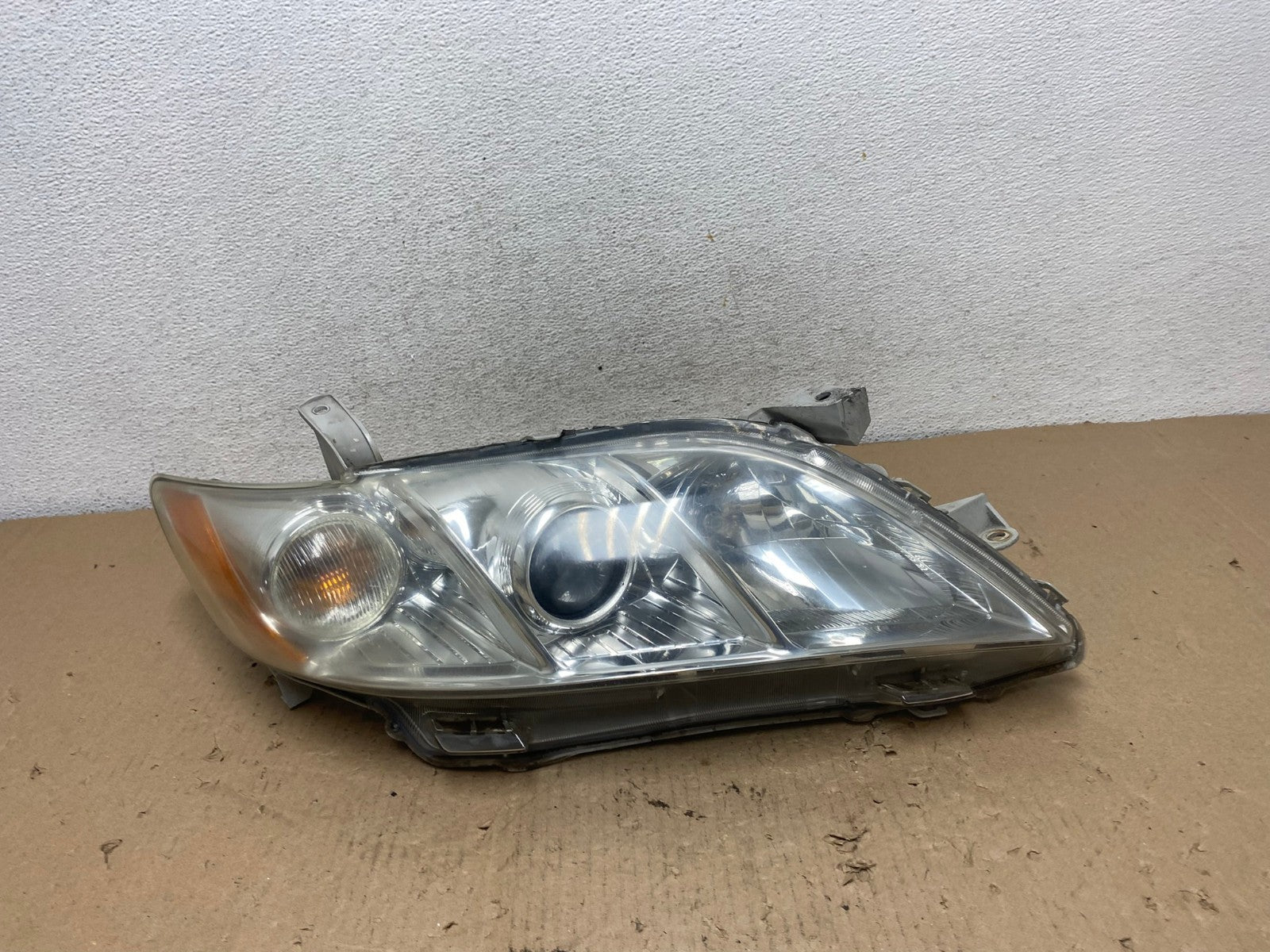 2007 - 2009 Toyota Camry Halogen Right Passenger Headlight AF4284 LK0
