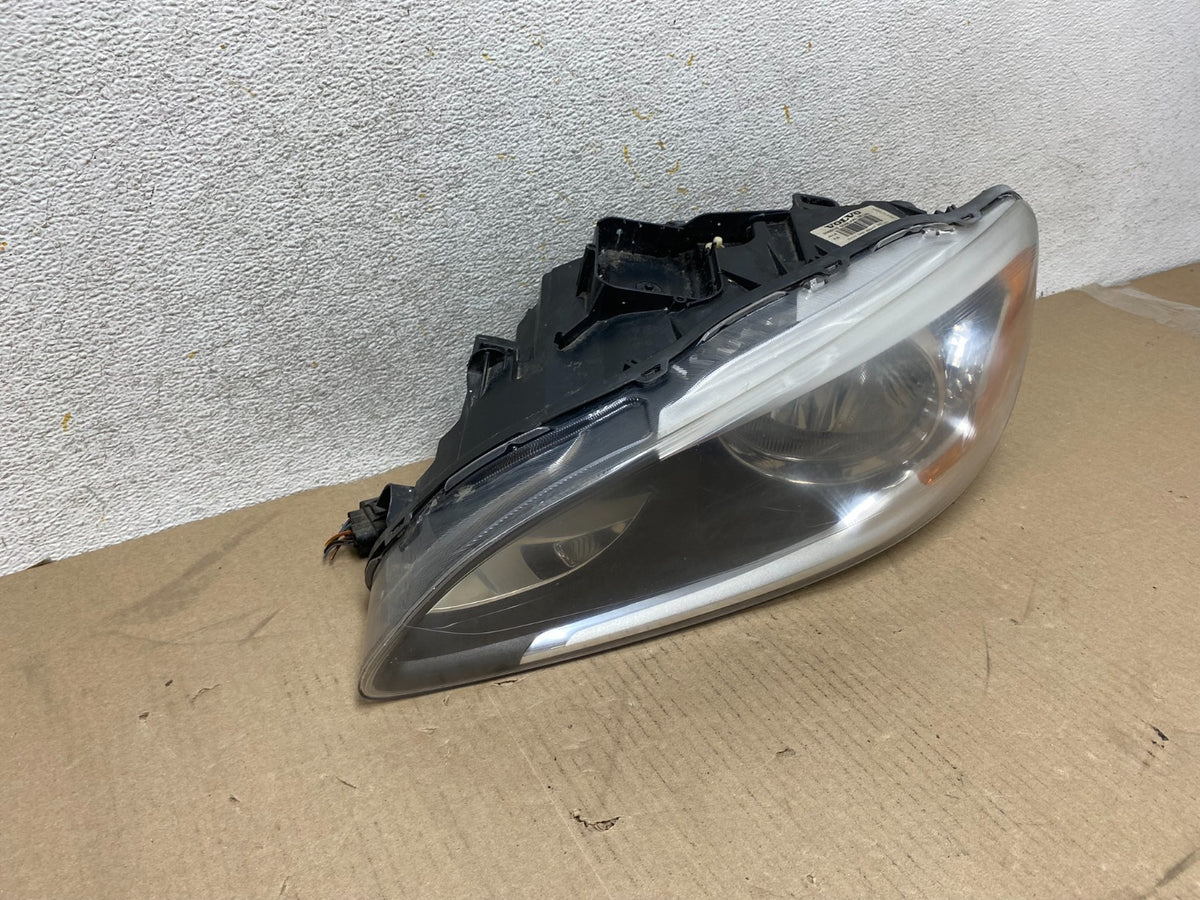 2014 to 2018 Volvo S60 Driver Left Driver LH Side Headlight AH6717 DW1
