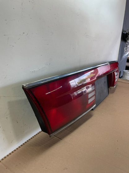 1997 to 2005 Buick Century Center Trunk Tail Light ah8568 DG2