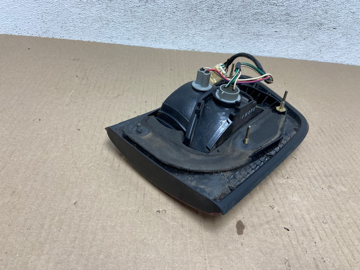2001 2002 2003 Toyota Sienna Left Driver Lh Side Inner Tail Light AF5825 LK4