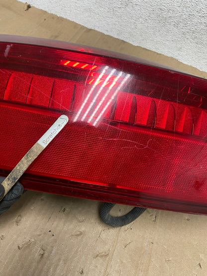 2007 to 2014 Cadillac Escalade Left Driver LH Side Tail Light AE9260 LK3