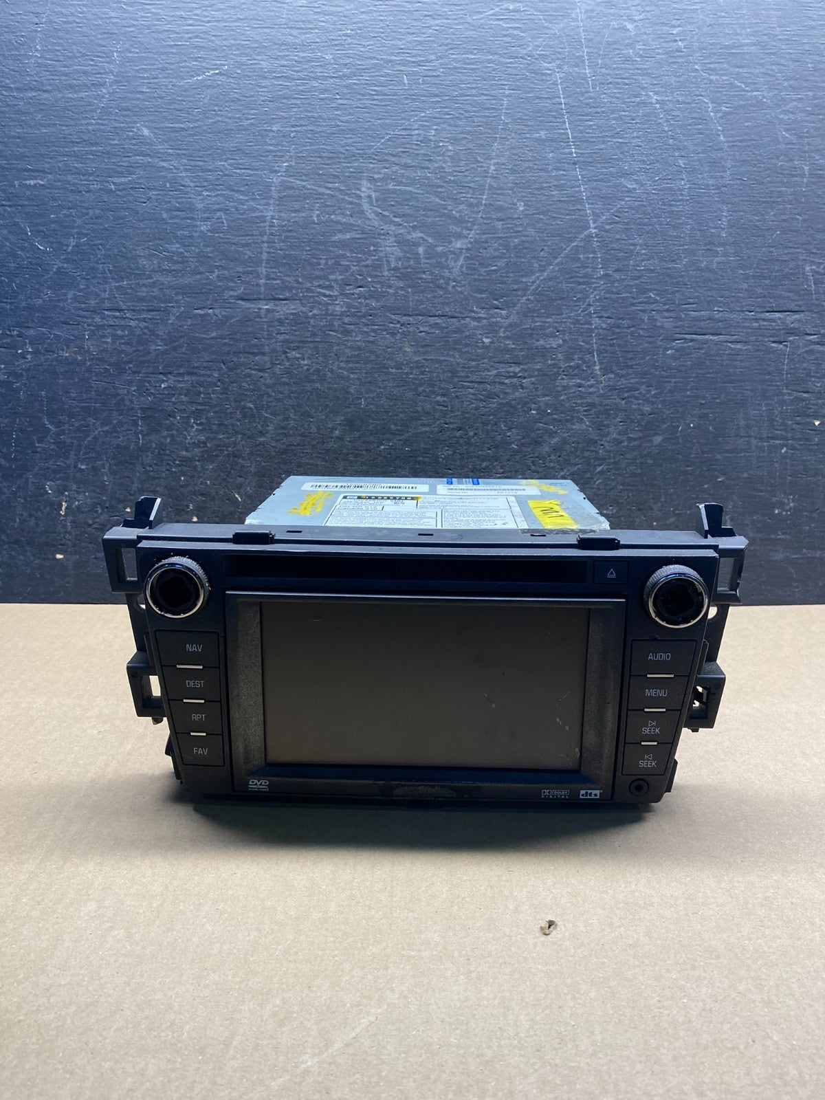 2009 2010 2011 Cadillac DTS Navigation Radio Assembly 15869780 AG7442 DG0