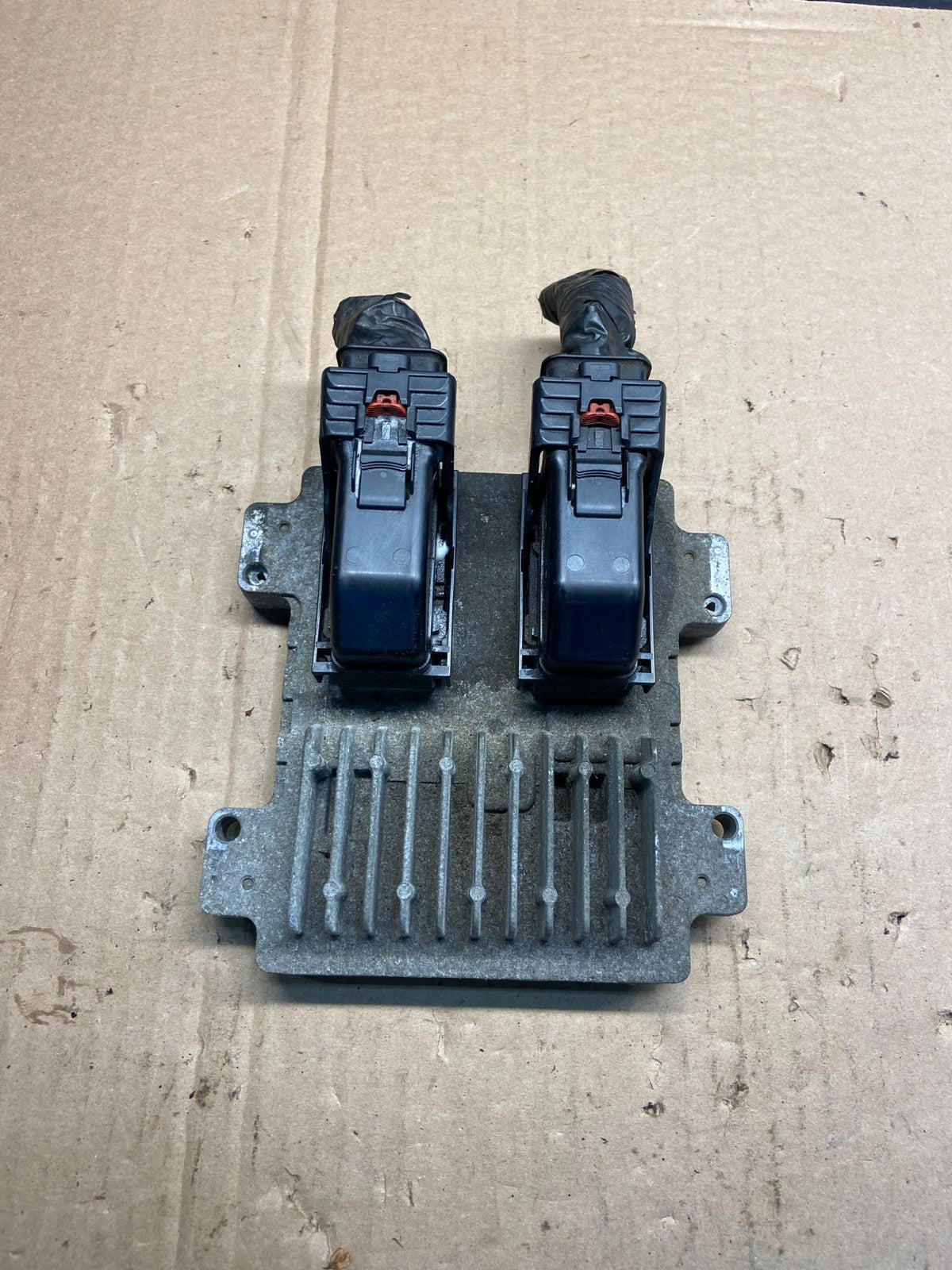 2008 - 2012 Chevrolet Malibu Ecu Engine Control Module Unit Ecm AE2335 DW0