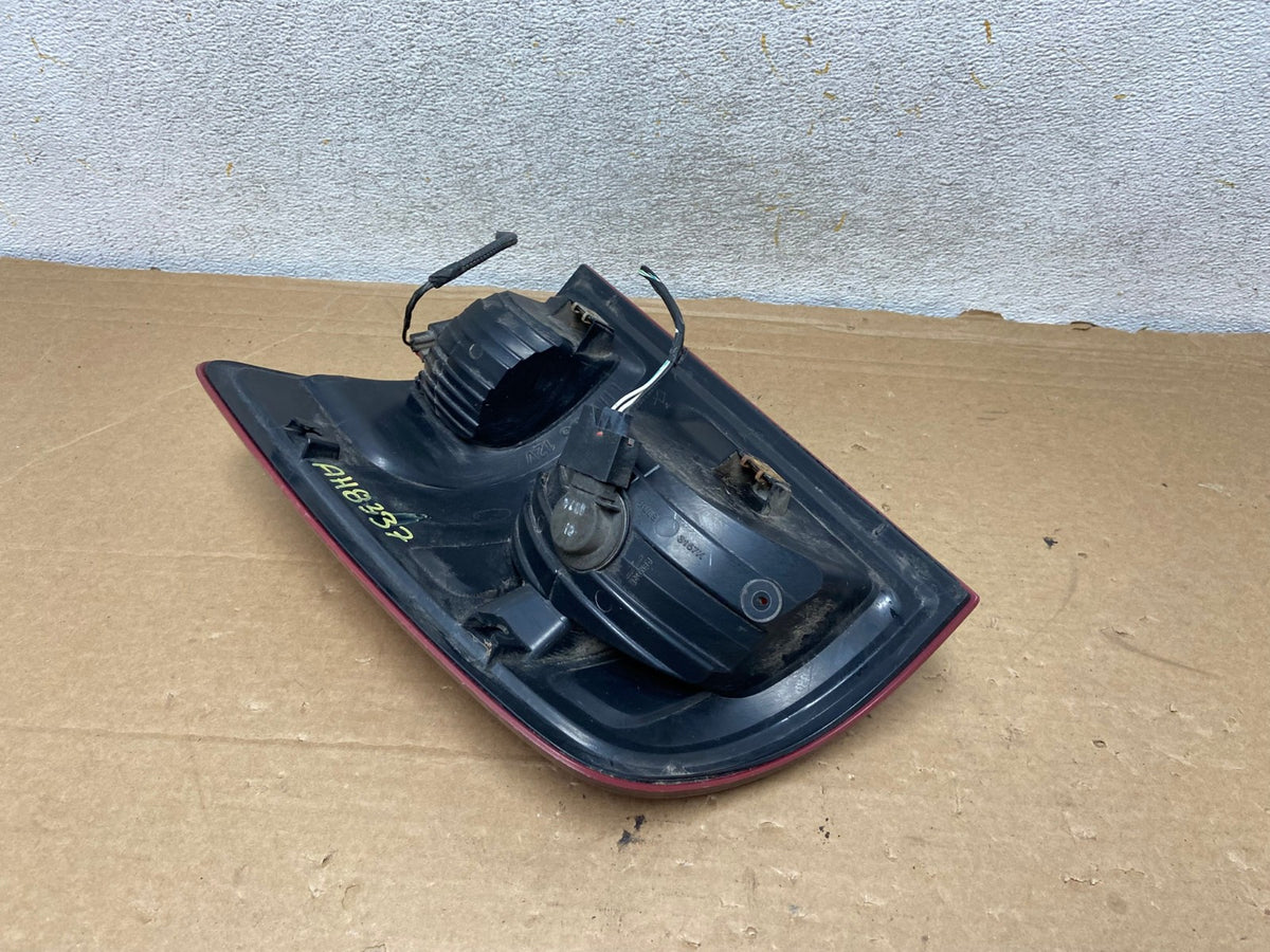 2010 to 2018 Dodge Ram 1500 Left Driver LH Side Tail Light AH8337 LK5