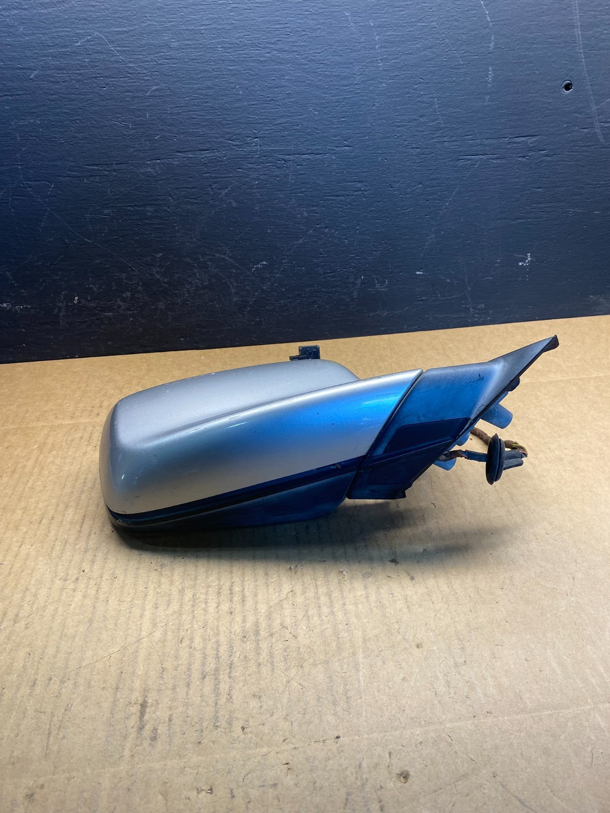 2004-2006 BMW E46 325CI 330CI Right Passenger View Door Mirror AC2831 DG3
