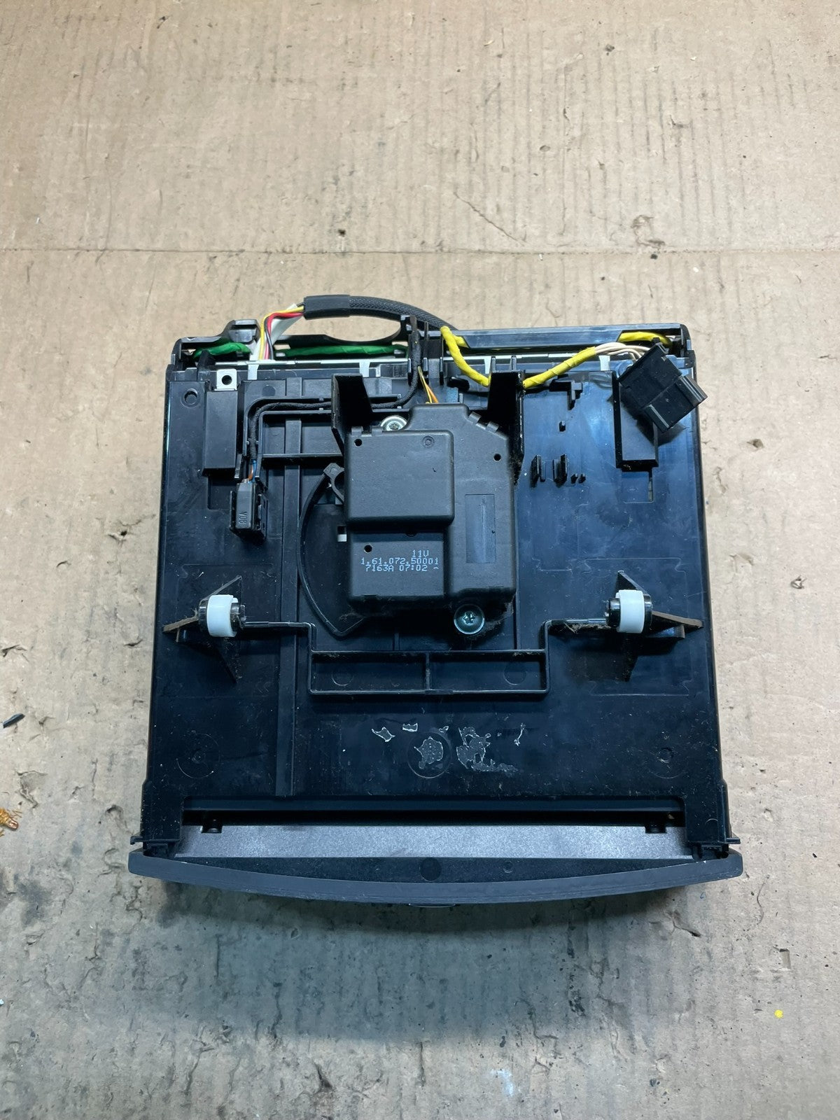 2006-2011 Mercedes W211 E350 E500 Center Console Switch Control Unit U2023 DG5