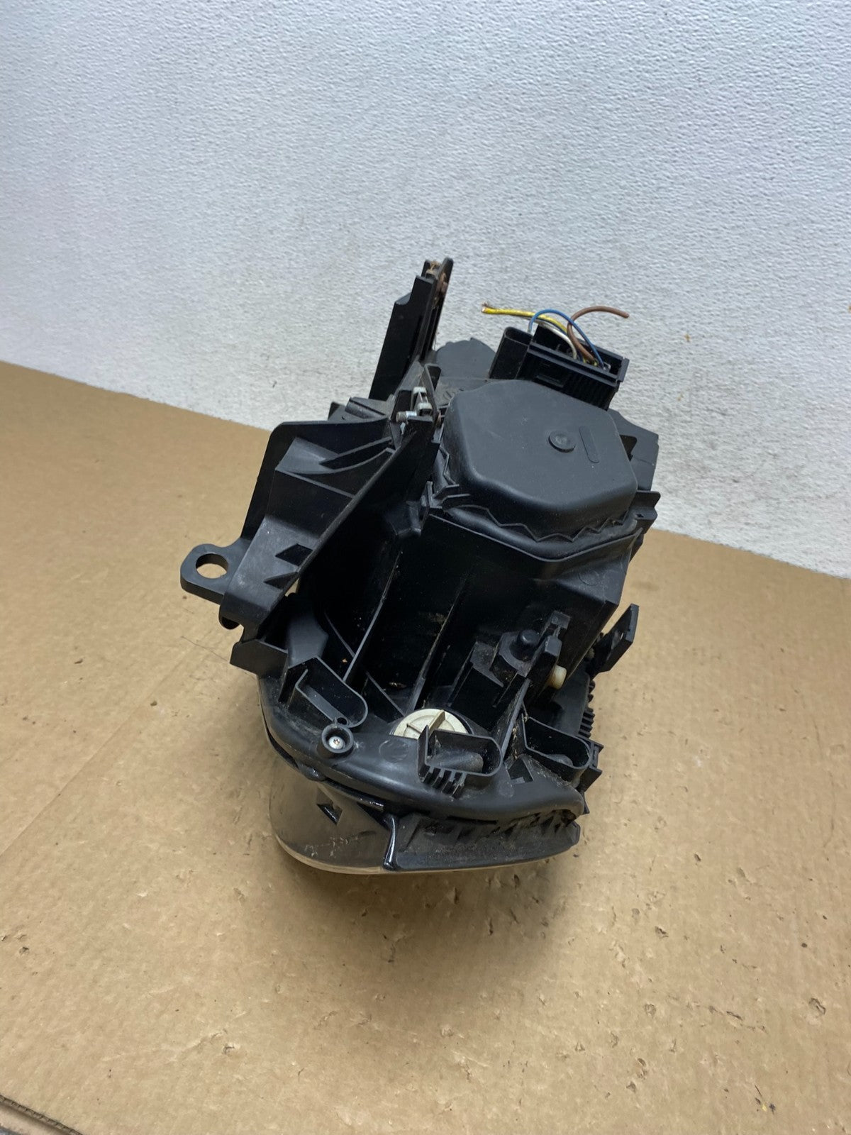 2004 to 2006 Bmw X3 Right Passenger Rh Halogen Headlight AF9808 DW6