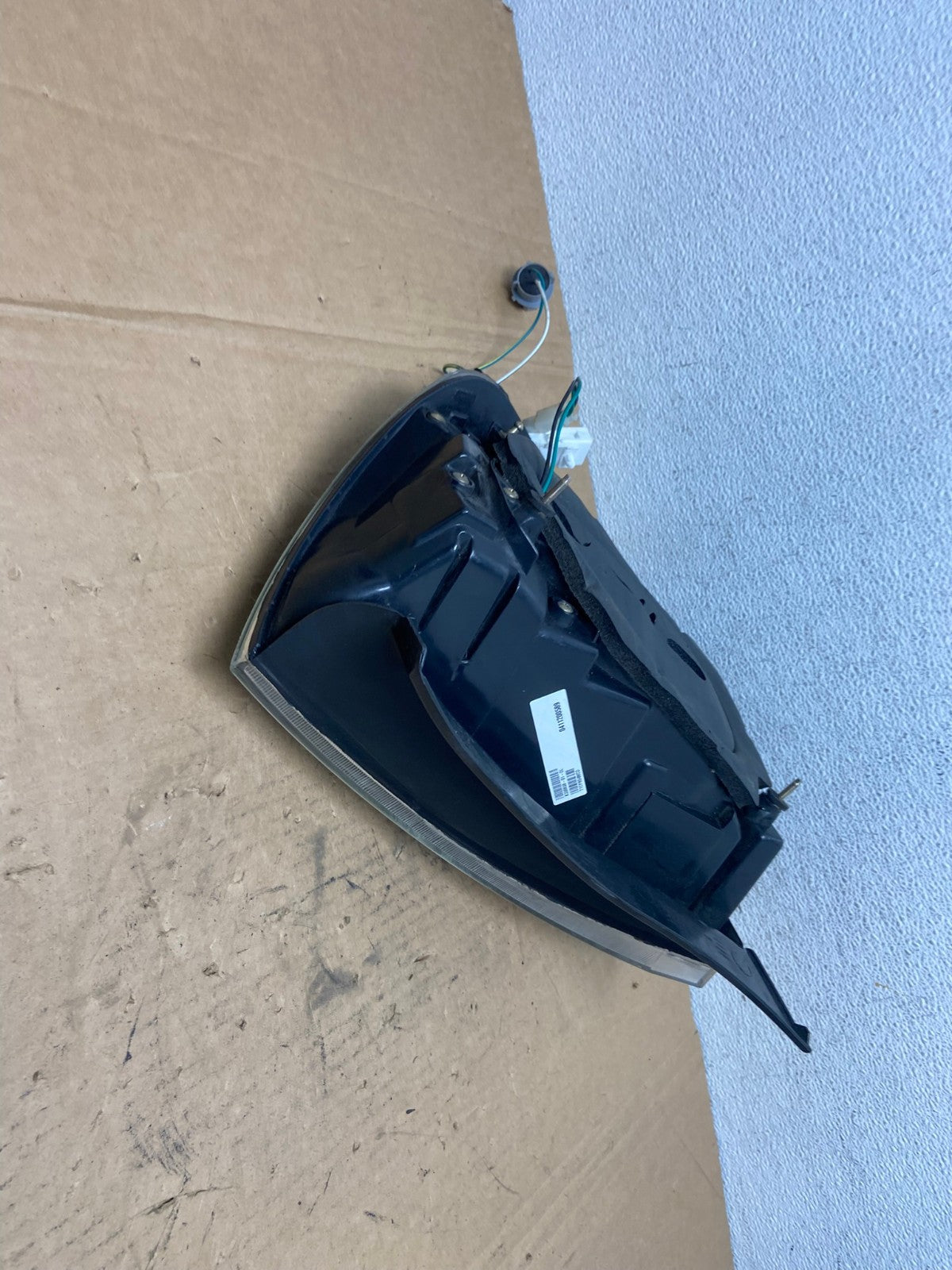 2004 2005 Toyota Prius Tail Light Left Driver Lh Side AD2844 LK4
