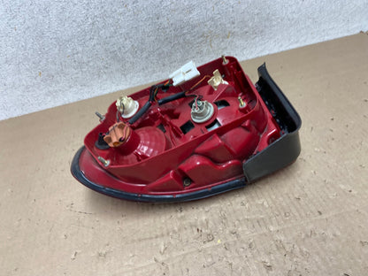 2002 to 2005 Hyundai Sonata Left Driver Lh Side Tail Light AI2403 LK6