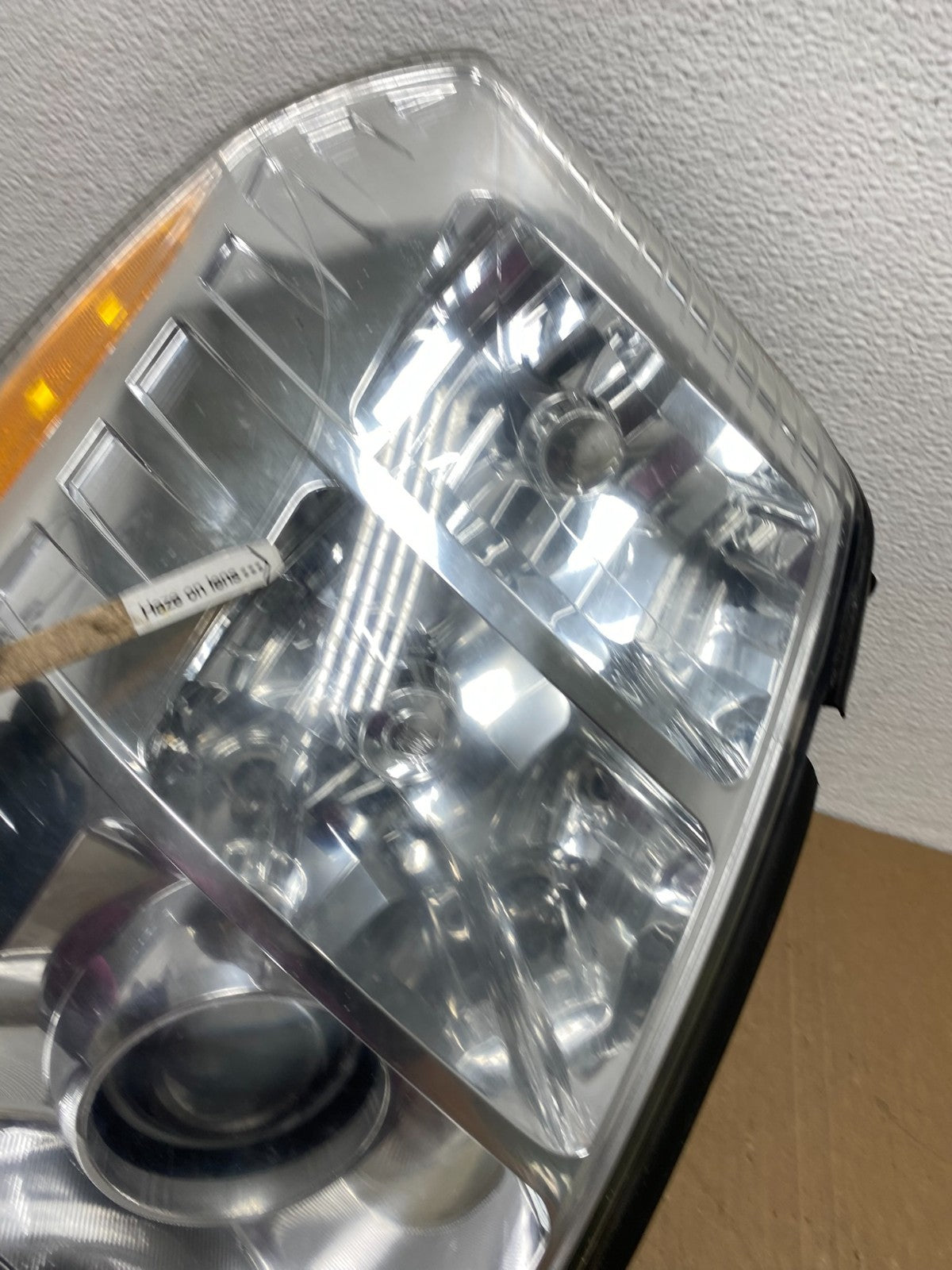 2007 - 2014 Cadillac Escalade Right Passenger Side Xenon HID Headlight AC7242 DW4