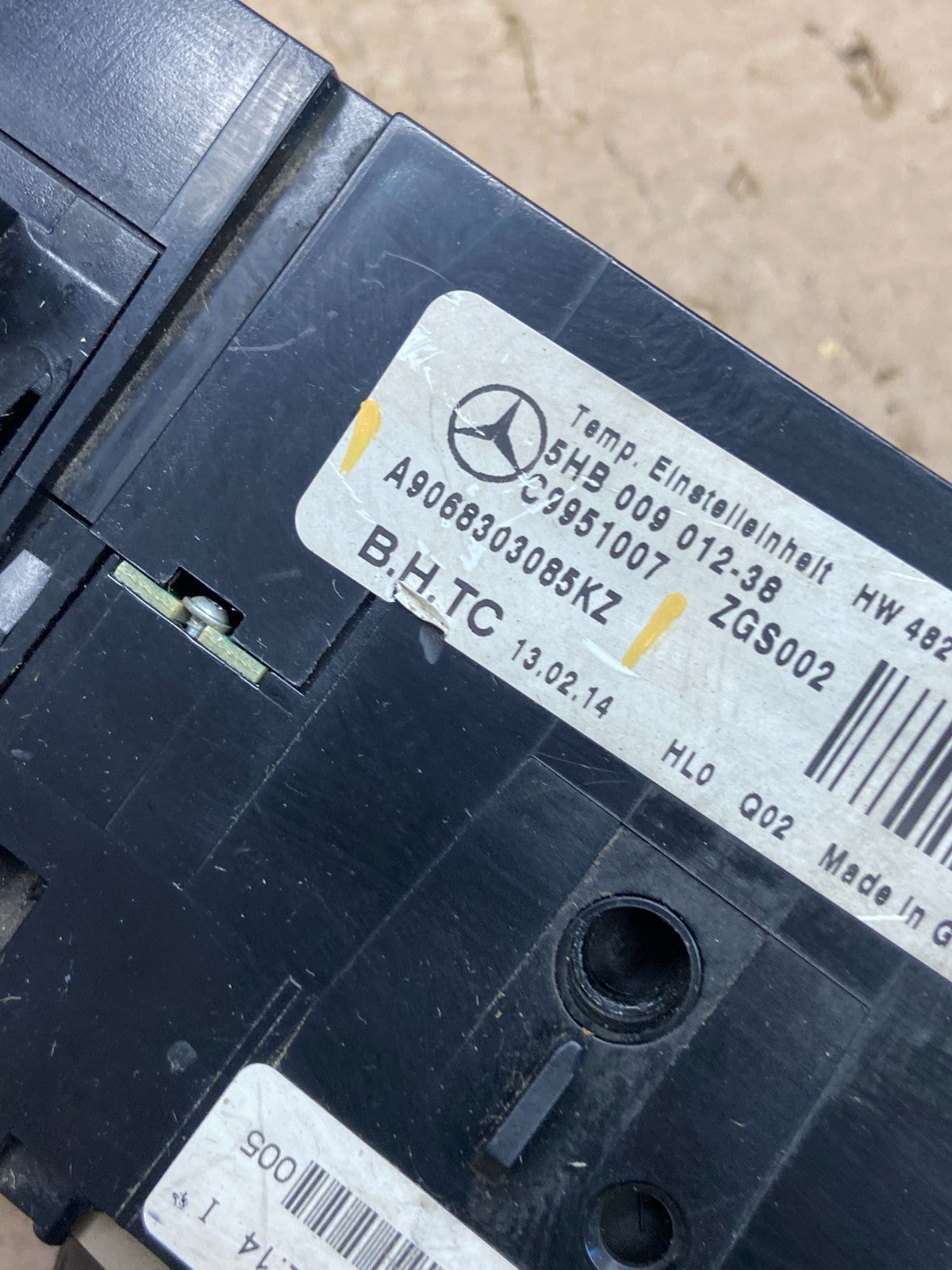 2007-2018 Mercedes Dodge Sprinter A/C AC Climate Control Panel Oe AD1977 DG5