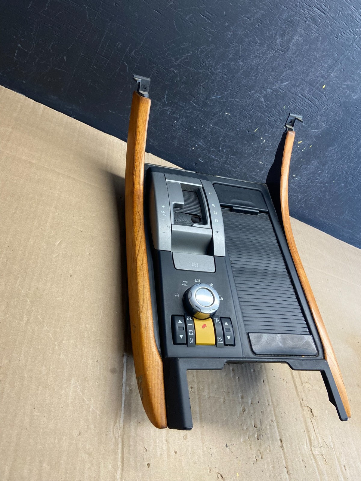 2006-2009 Land Rover Sport Center Console Control Shifter Cup Hol Trim AD7217 DG6