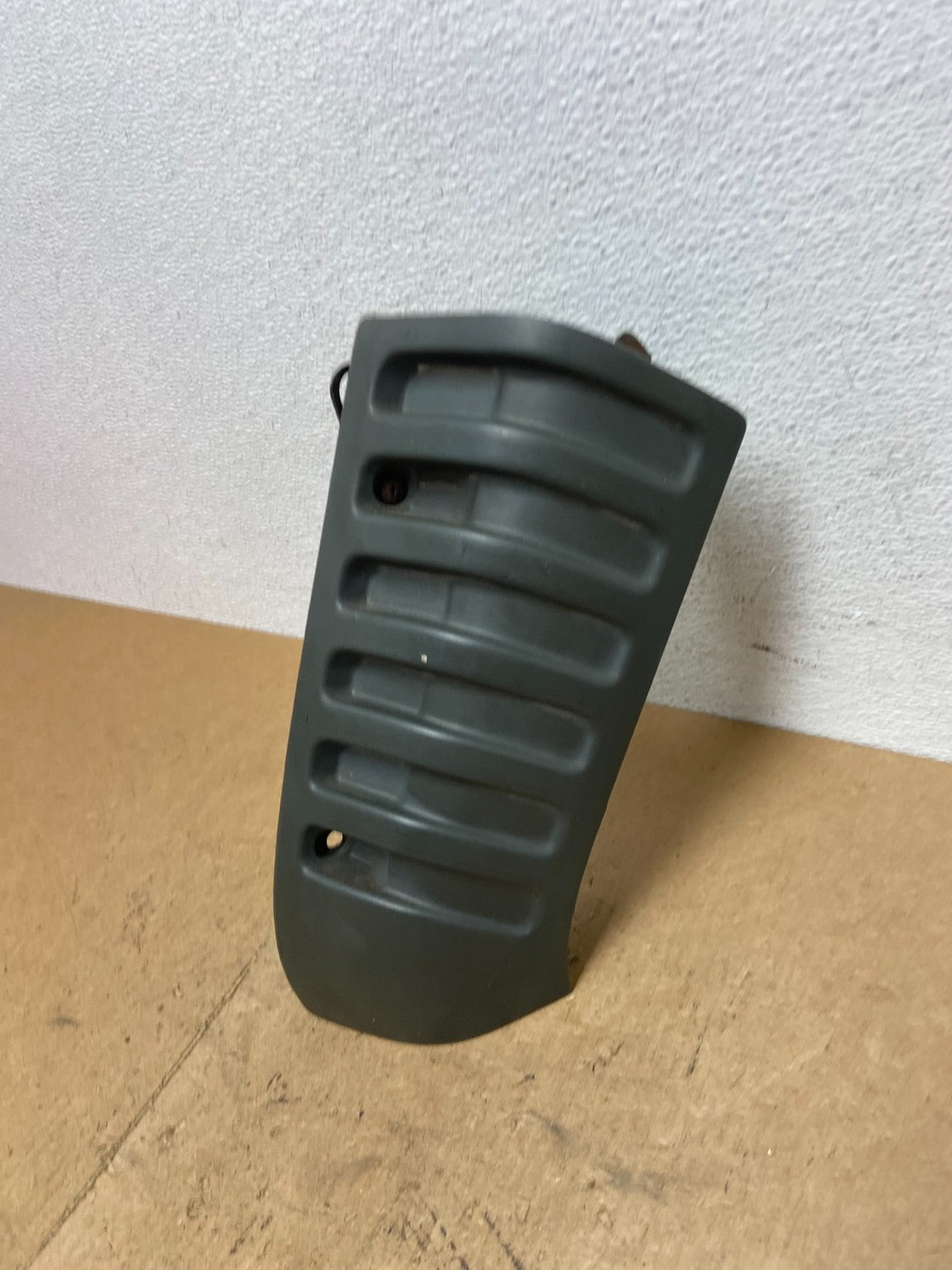 1996 to 2002 Chevrolet Express Right Passenger Upper Quarter Molding AC3566 DG1