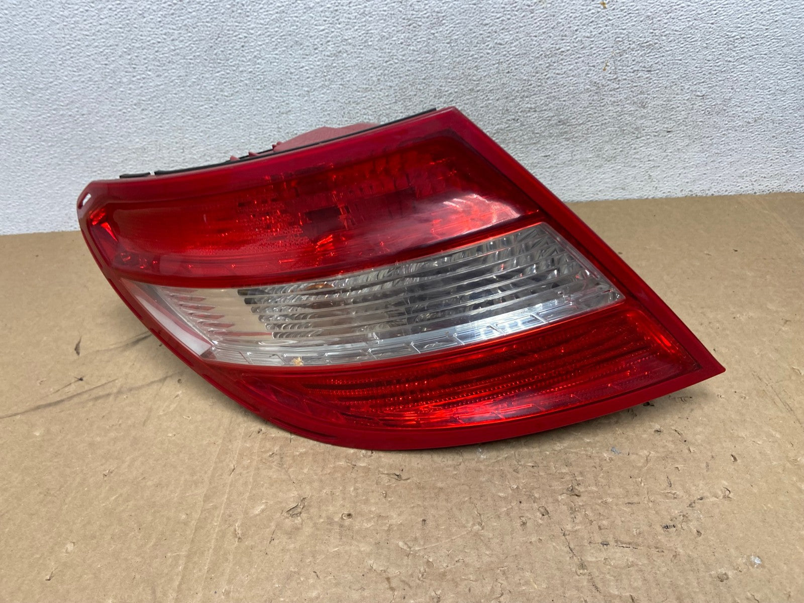 2008 2009 2010 2011 Mercedes C-Class Left Driver Side Tail Light AG1134 LK0