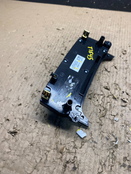 2014 2015 Chevrolet Malibu AM FM Radio Control Panel T1845 DG4