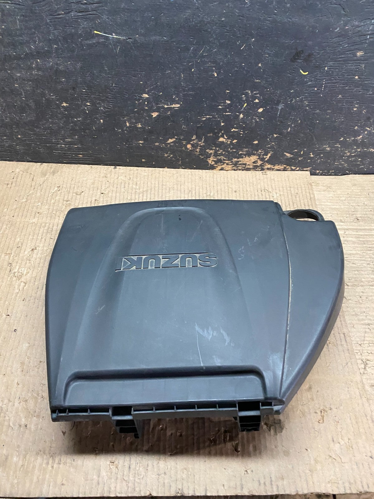 2011 - 2012 Suzuki SX4 Engine Trim Cover Plastic OEM W6058 DG1