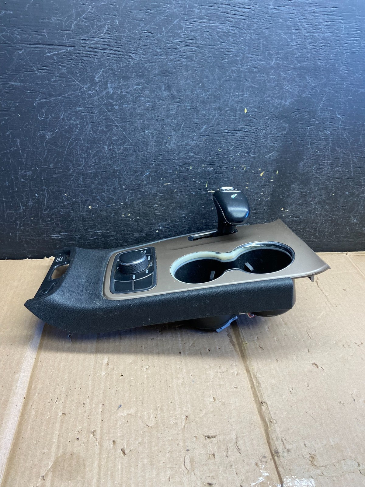 2014-2015 Jeep Grand Cherokee Center Console Shifter Cup Holder Bezel AI2657 DG2