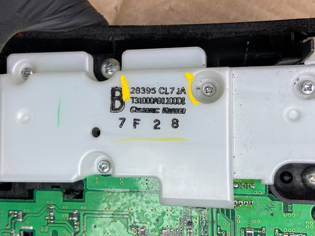 2006 to 2008 Infiniti FX35 Front Radio A/C Heater Switch Control Panel U5943 DG5