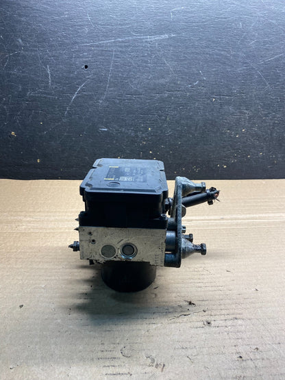 2012 to 2015 Mercedes W204 c250 ABS Anti Lock Brake Pump Module aa3251 DG4