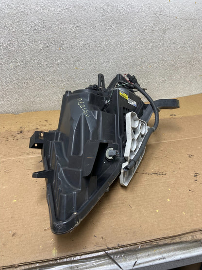 2013 to 2016 Nissan Pathfinder Right Passenger RH Side Headlight OEM AB5270 DW9