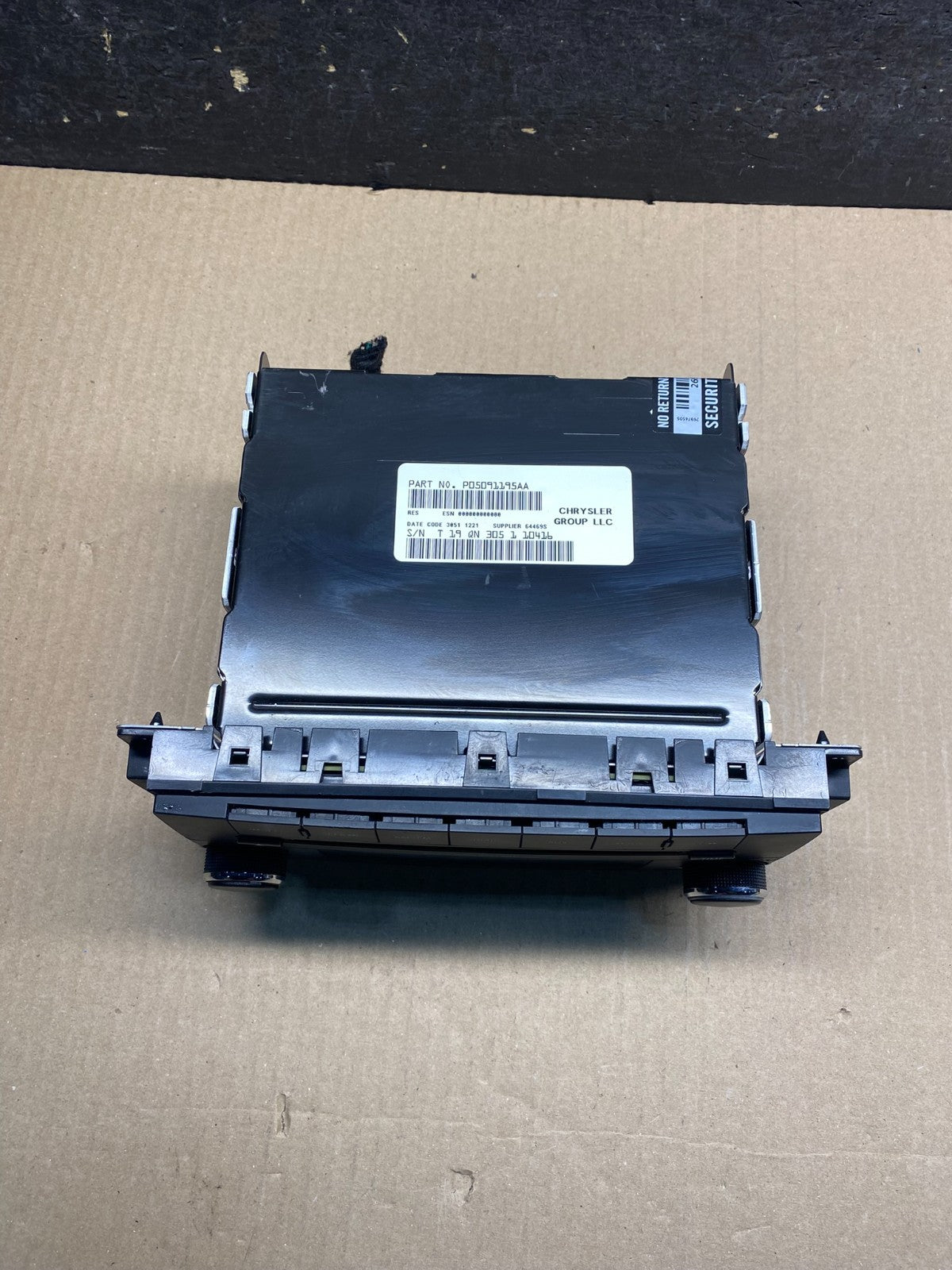 2007-2012 Chrysler Dodge Jeep Ram Radio CD MP3 AUX Receiver AI4940 DG3