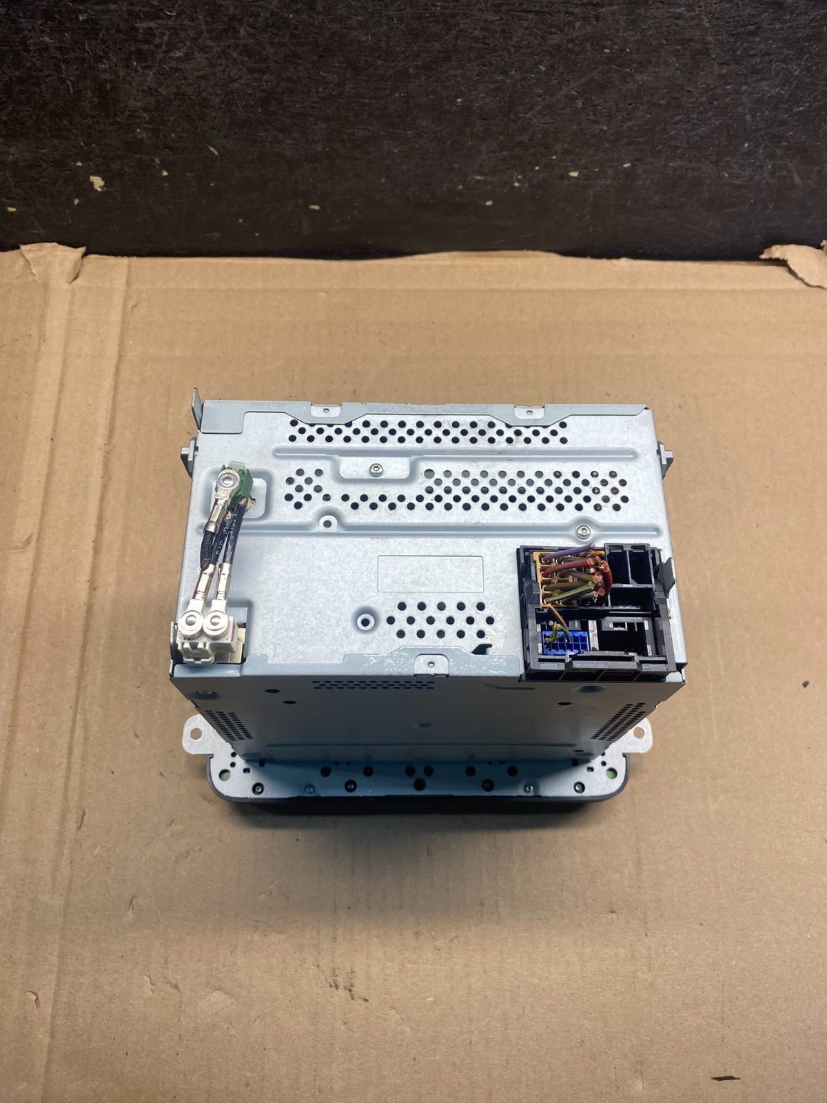2011 to 2014 Volkswagen Passat Jetta Radio CD Player AM/FM AJ0503 DG5
