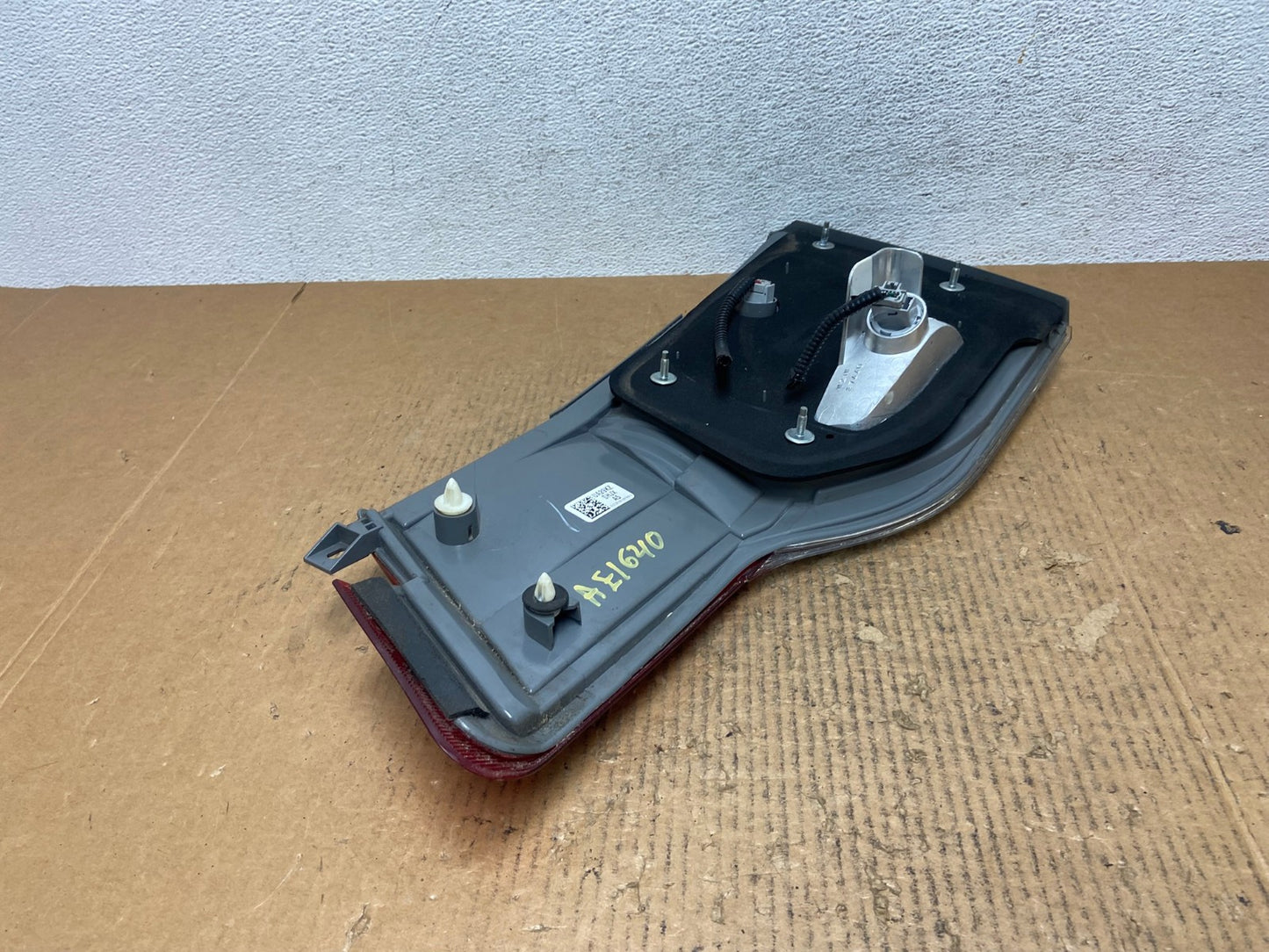 2008 to 2010 Honda Odyssey Left Driver LH Side Tail Light Inner AE1640 LK5