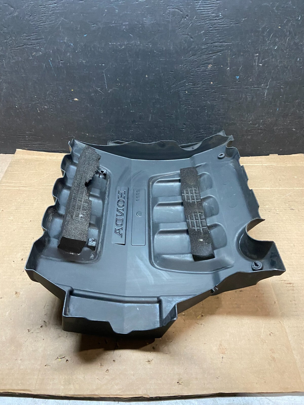 2005 to 2007 Honda Odyssey Black Engine Cover OEM 3.5L No # i2983 DG16