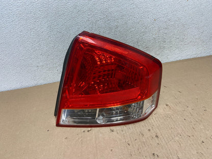 2007 to 2008 Kia Spectra Passenger Right RH Side Tail Light AG6796 DW0