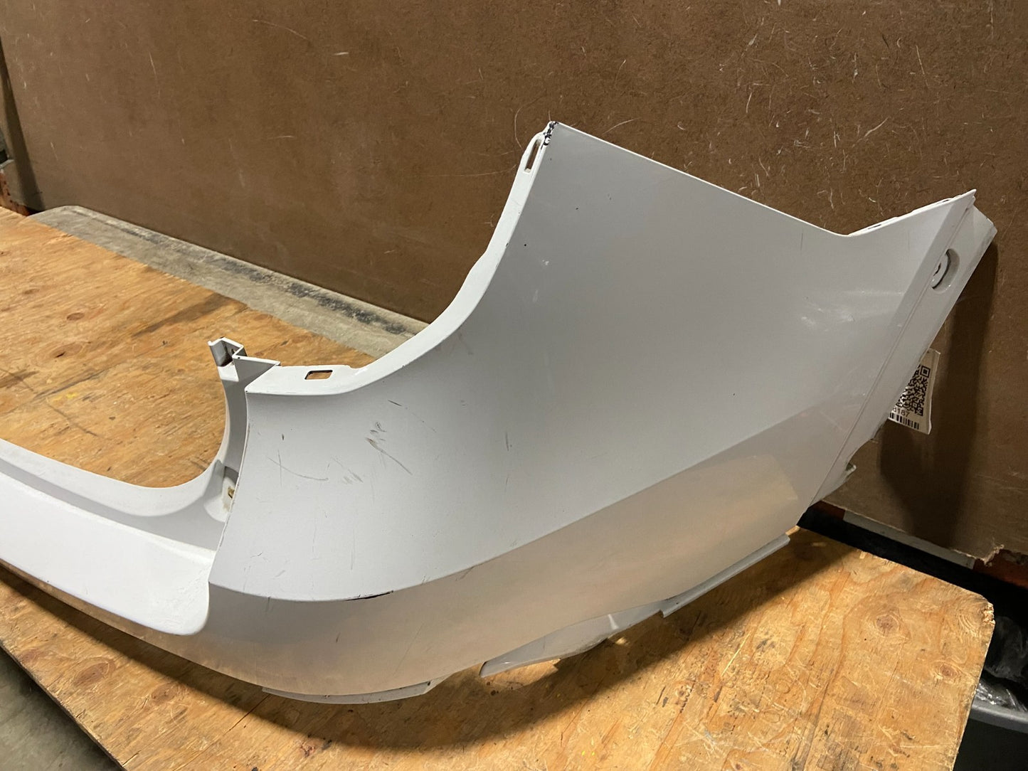 2020 to 2023 Ford Explorer Police Interceptor Rear Upper Bumper Cover X8187 PS3