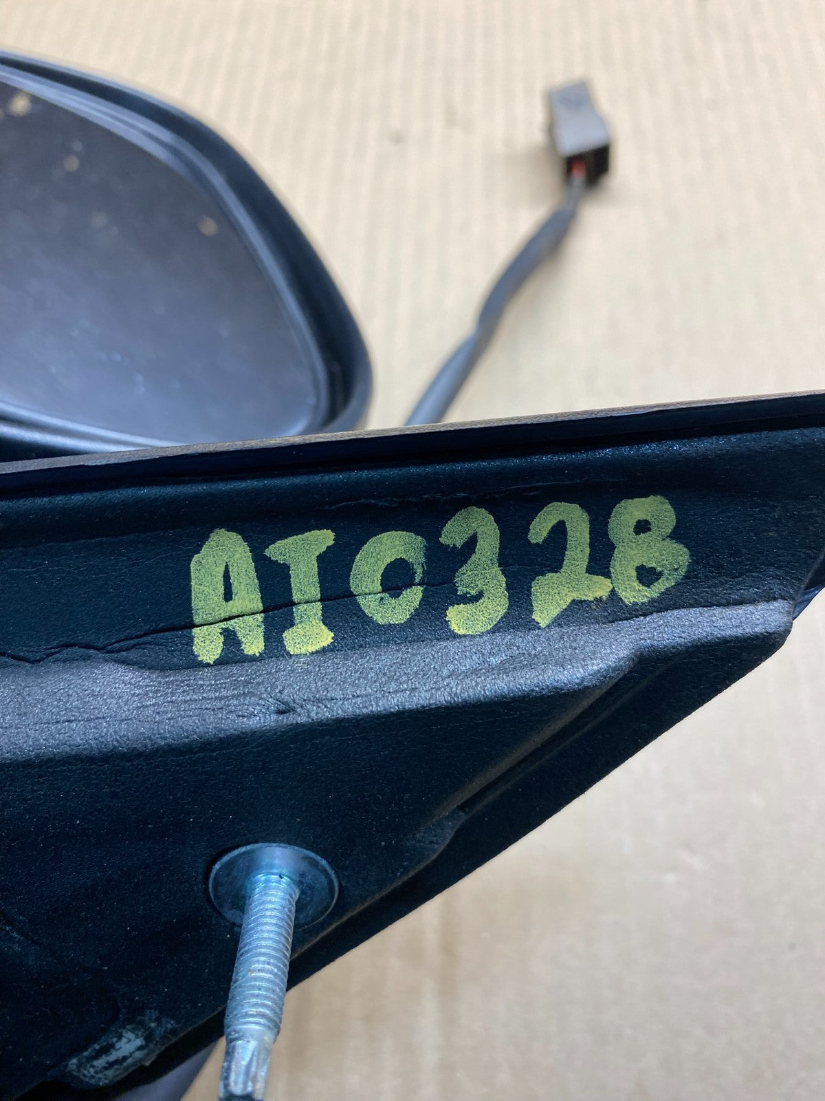 2003 - 2011 Ford Crown Victoria Left Driver LH View Door Mirror AI0328 DW11