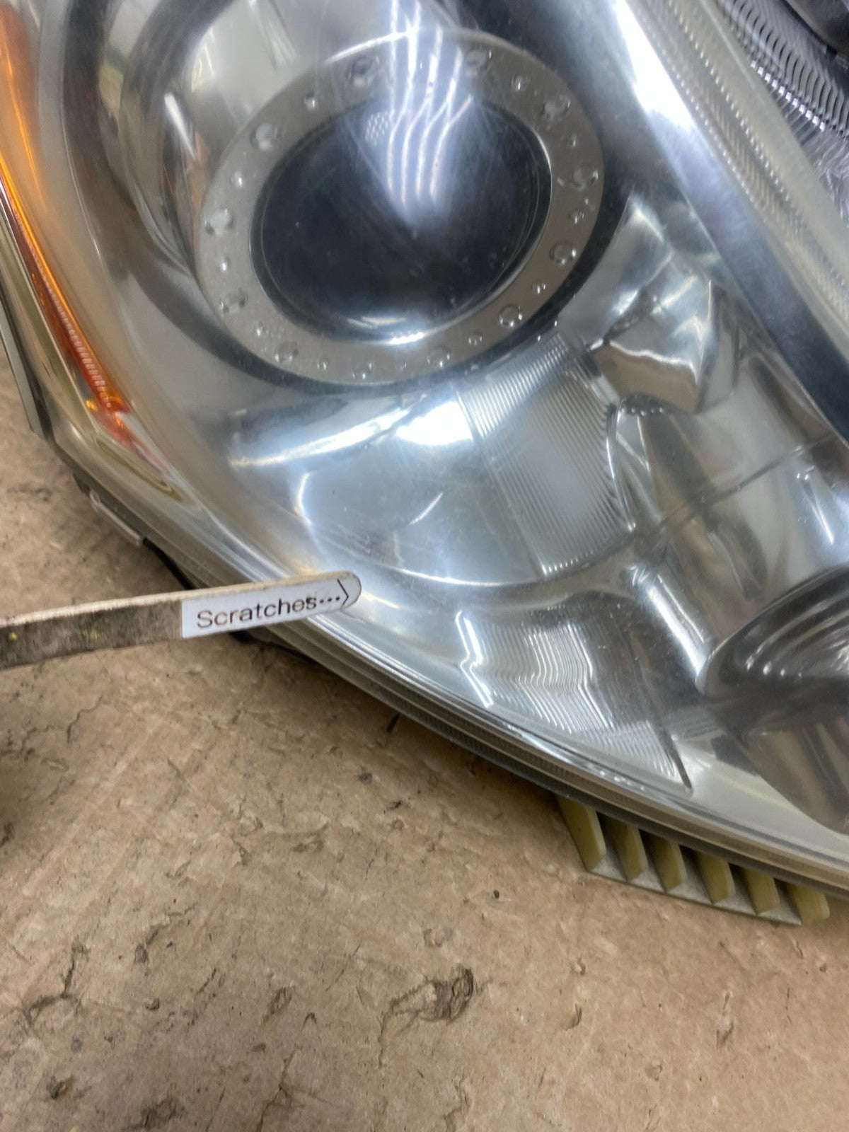 2010-2012 Infiniti G37 Right Passenger Side Xenon HID Headlight AF8084 DW3