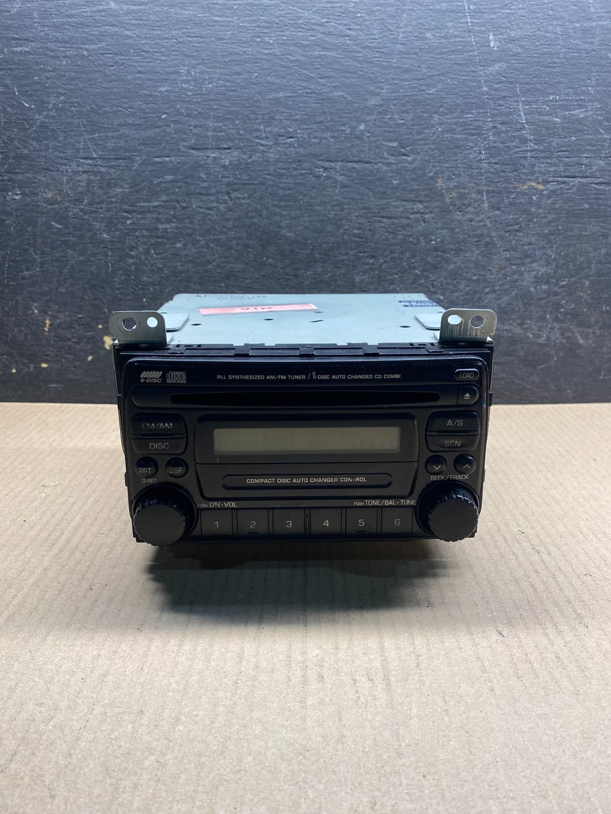 2004 2005 Suzuki Vitara XL-7 AM FM Radio CD 6 Disc Player Receiver ai5311 DG0