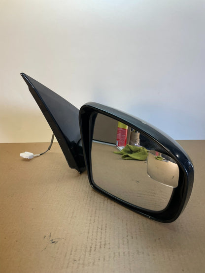 2009 to 2014 Nissan Murano Right Passenger Side View Door Mirror AI3993 DW2