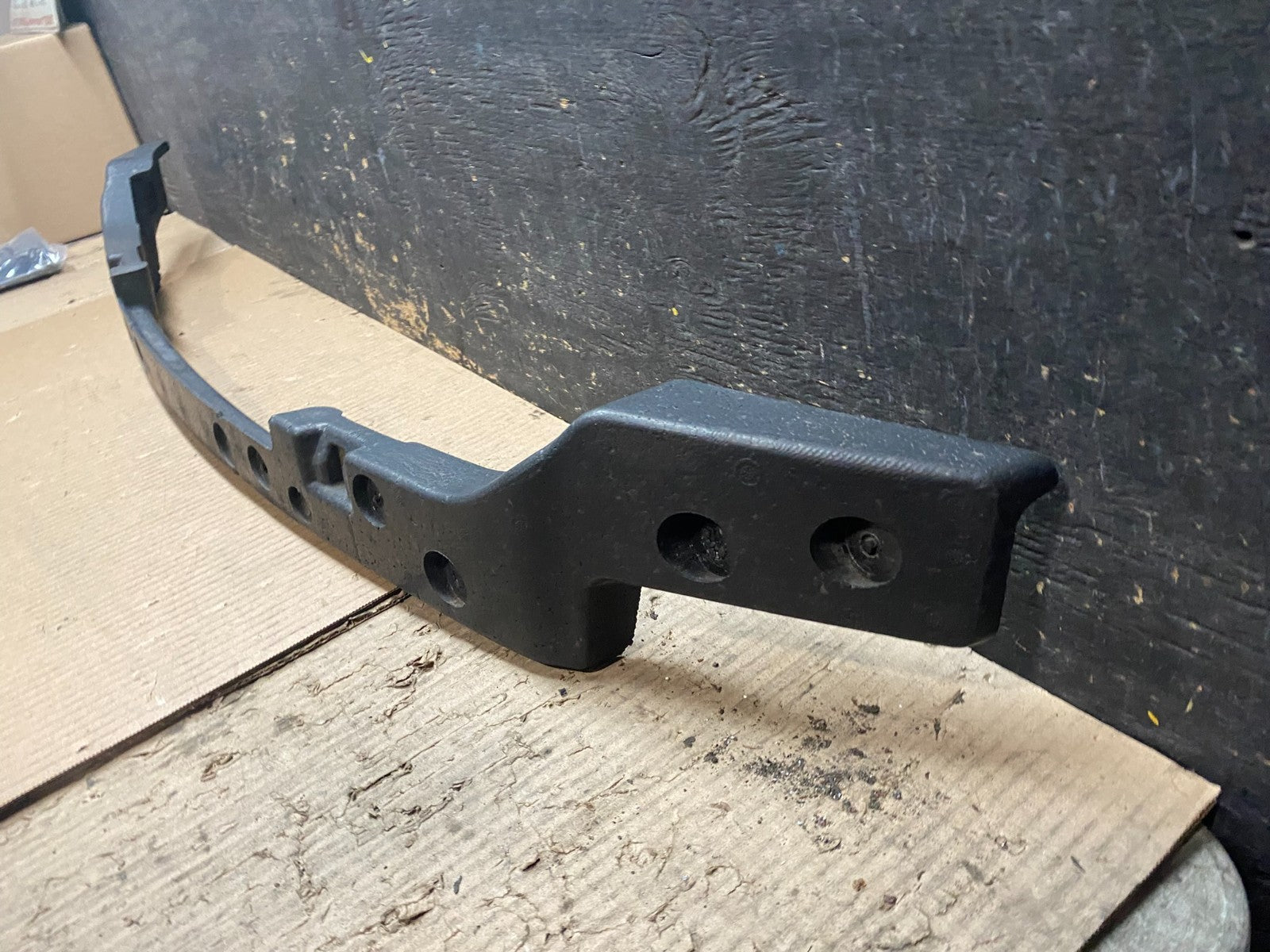 2013 to 2016 GMC Acadia Front Bumper Impact Absorber W5979 DG1