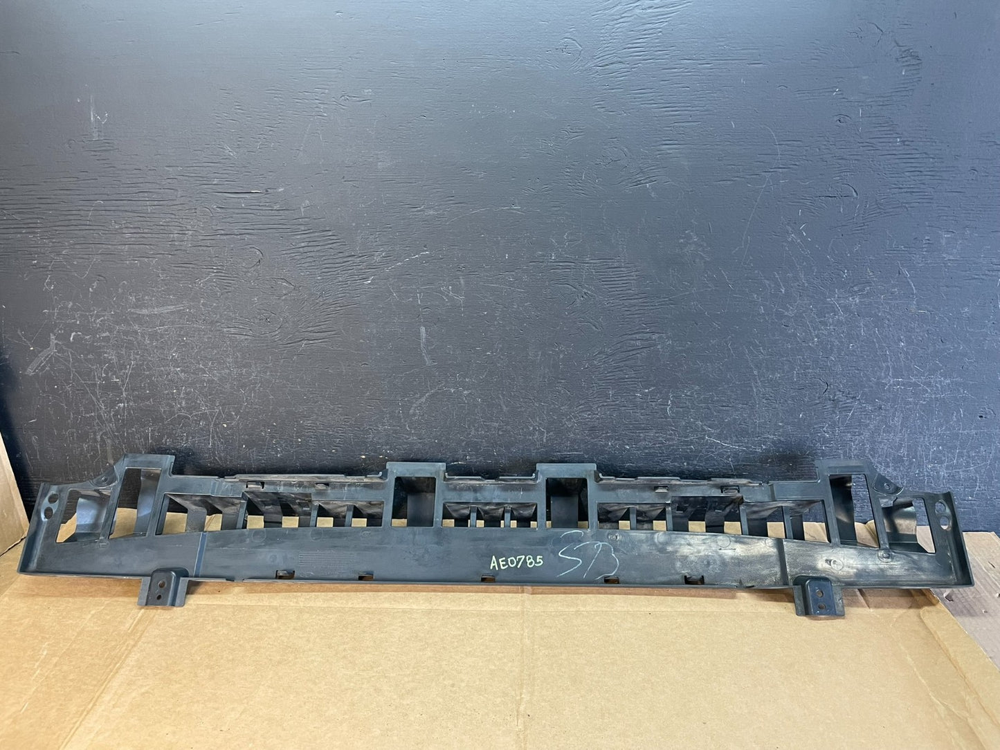2013 to 2017 Ford Fusion Front Bumper Bracket Impact Energy Absorber ae0785 DG3