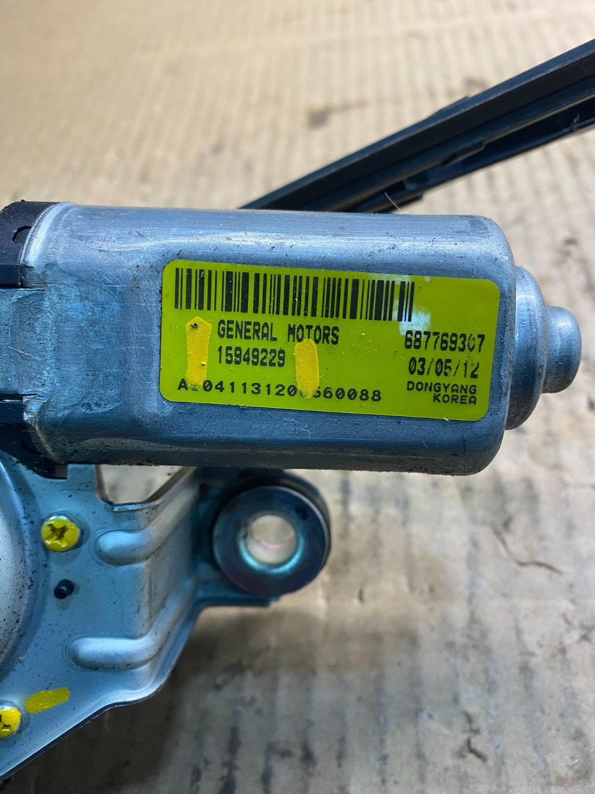 2010 to 2016 Cadillac SRX Rear Windshield Washer Wiper Motor Z4769 DG6