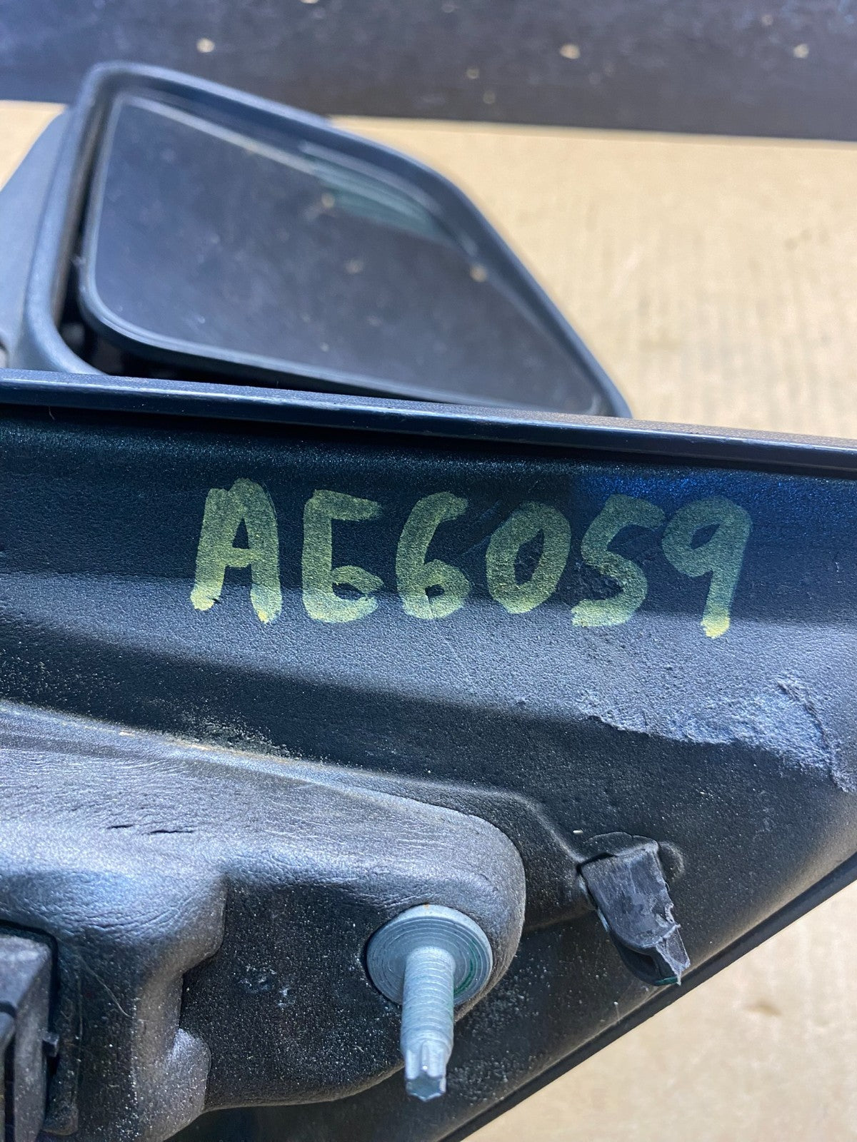 2009 to 2011 Ford Edge Left LH Side View Door Mirror AG6059 DG11