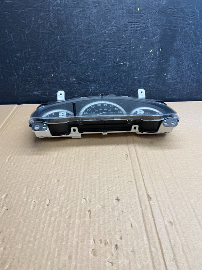 2004 2005 Toyota Sienna Speedometer Cluster Gauge AF6153 DG4