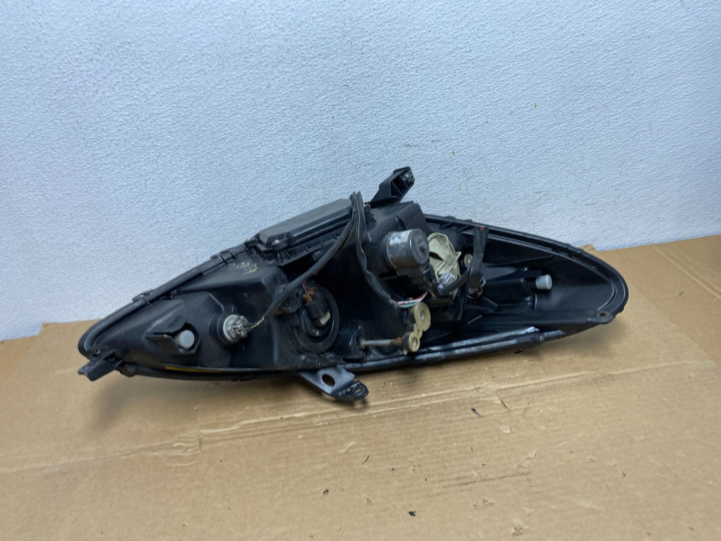 2002-2004 Lexus Es300 Es330 Left Driver Lh Headlight Xenon HID AD3854 DW4