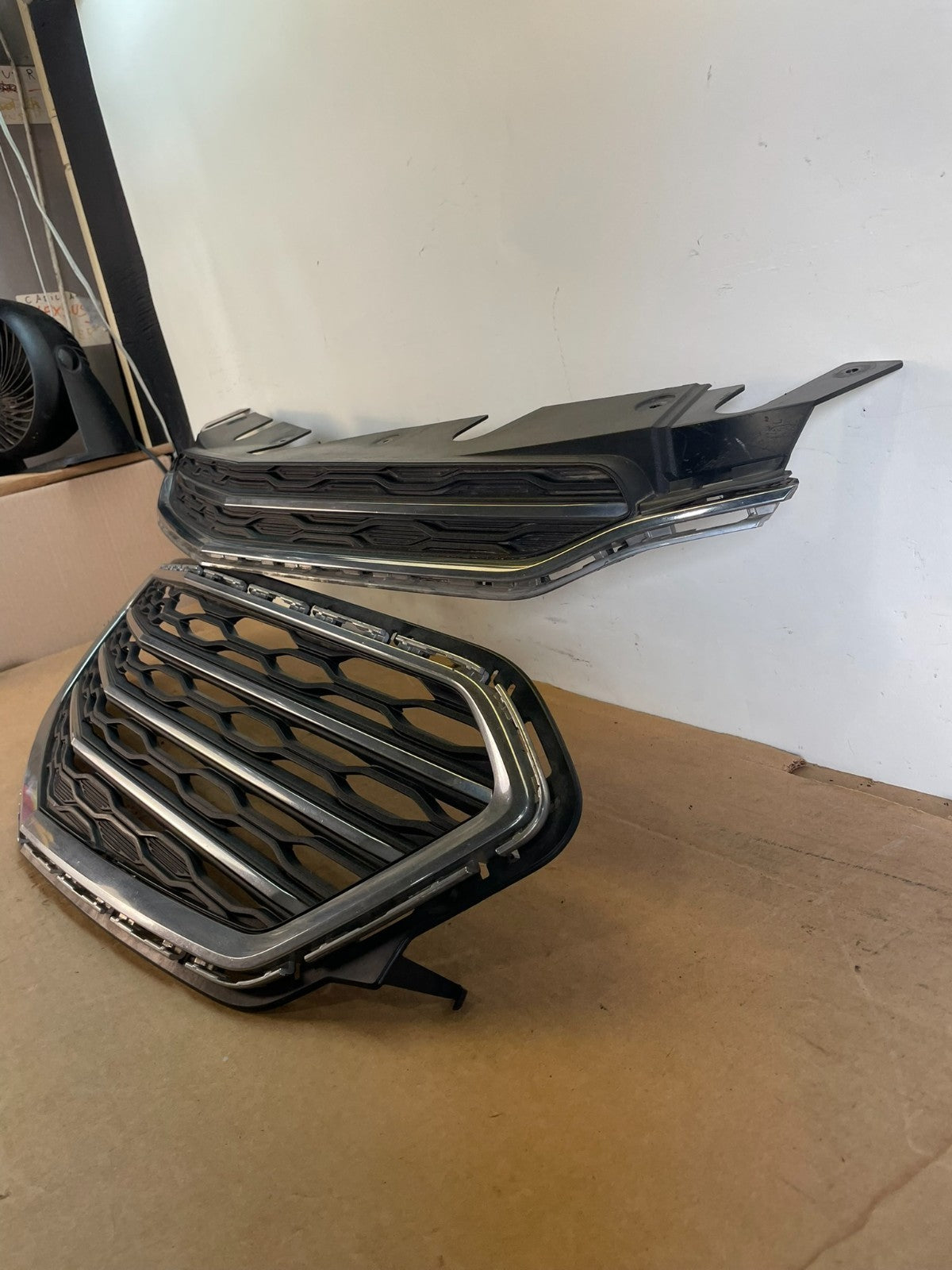 2016-2017 Chevrolet Equinox Front Upper Lower Grille Bumper Grill Set AG0891 DG1