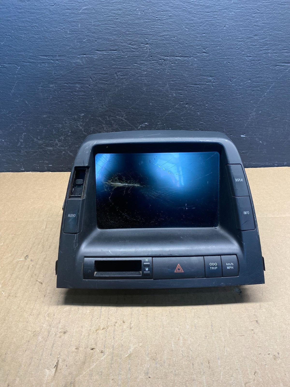 2004 to 2005 Toyota Prius Radio Stereo Receiver Screen Display OEM AC2474 DG0