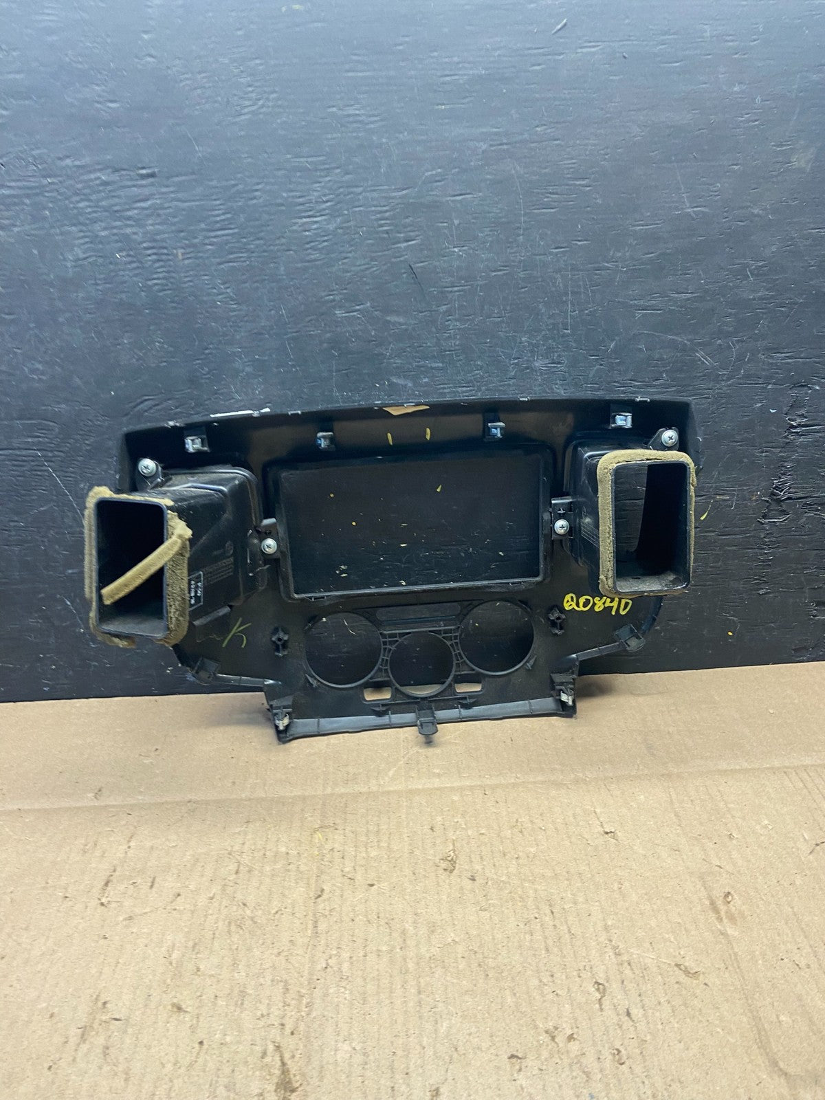 2013-2021 Nissan NV200 Center Console Radio Climate Control Air Vent Q0840 DG4