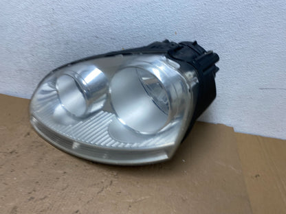 2005 to 2010 Volkswagen Jetta Left Driver LH Side Headlight Halogen AD8222 DW1