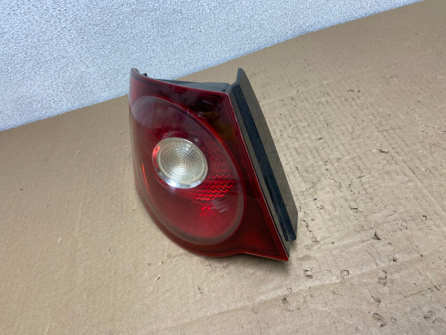 2008 2009 2010 Volkswagen Jetta Left LH Side Tail Light AB6273 LK1