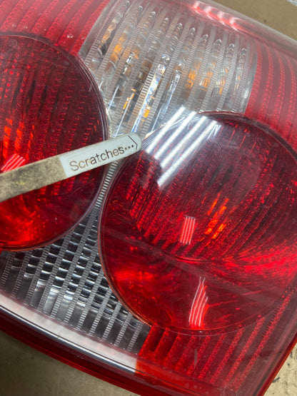 2000 to 2005 Volkswagen Passat B5 Wagon Rigt Passenger Side Tail Light AF8389 DG3
